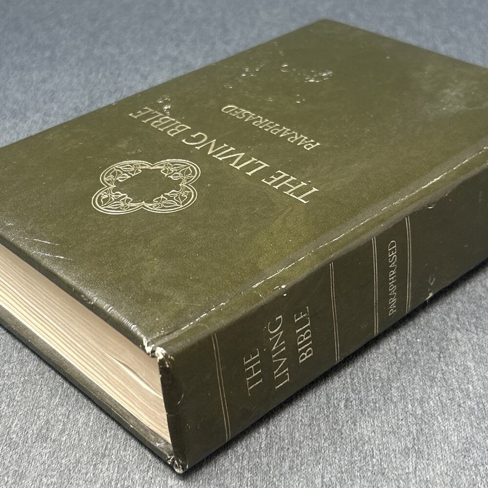 VTG 1972 The Living Bible Paraphrased Tyndale Green Pleather +Ephemera Artifacts